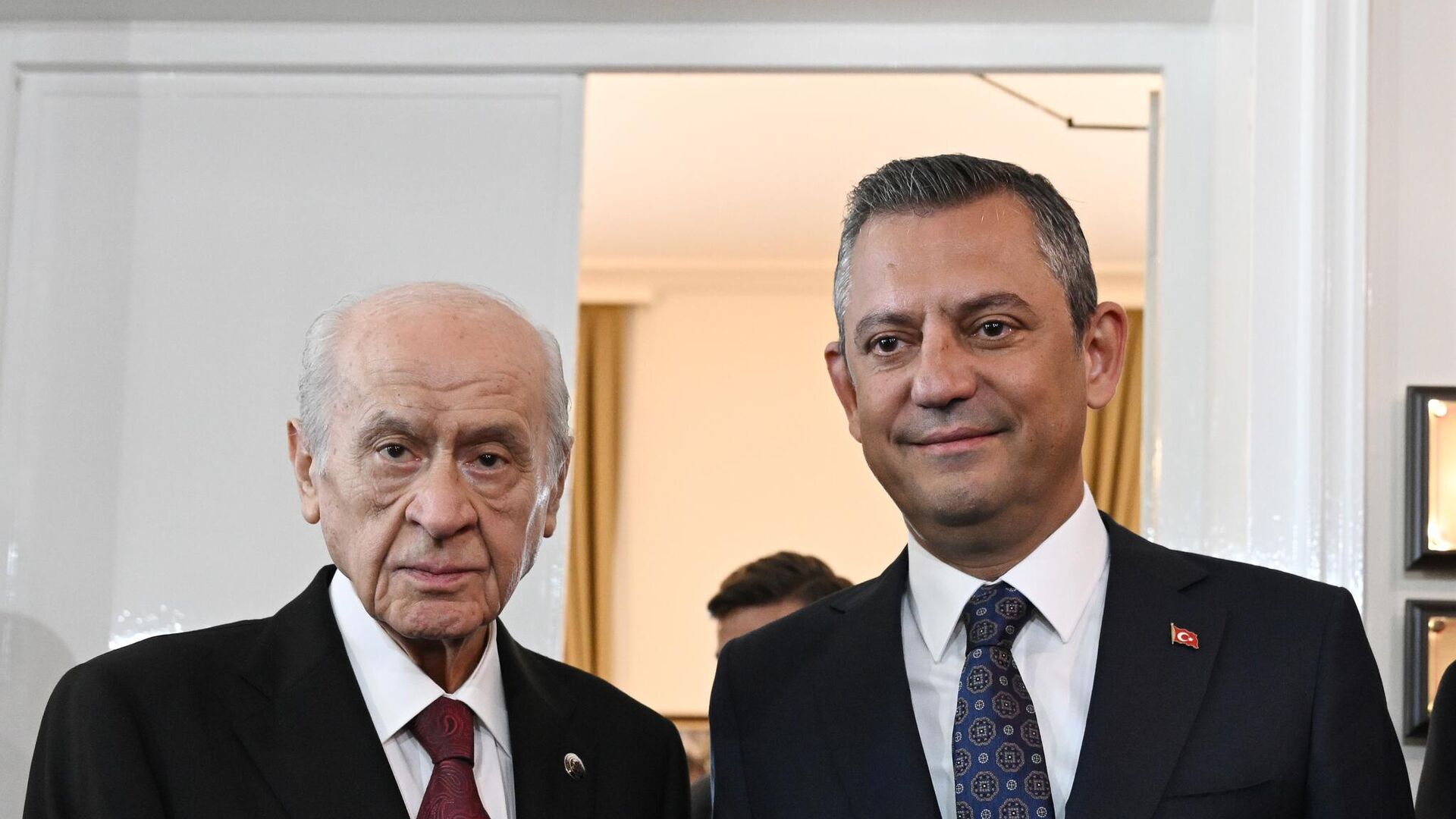 MHP Lideri Bahçeli, Siyasi Liderlerle Kurban Bayramı Tebrikleşti